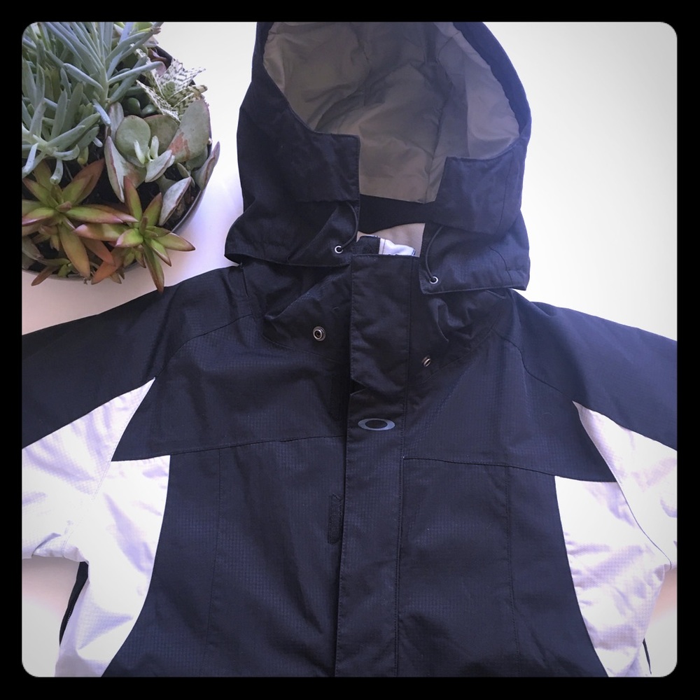 Women’s Oakley Ski Snow Snowboard Jacket